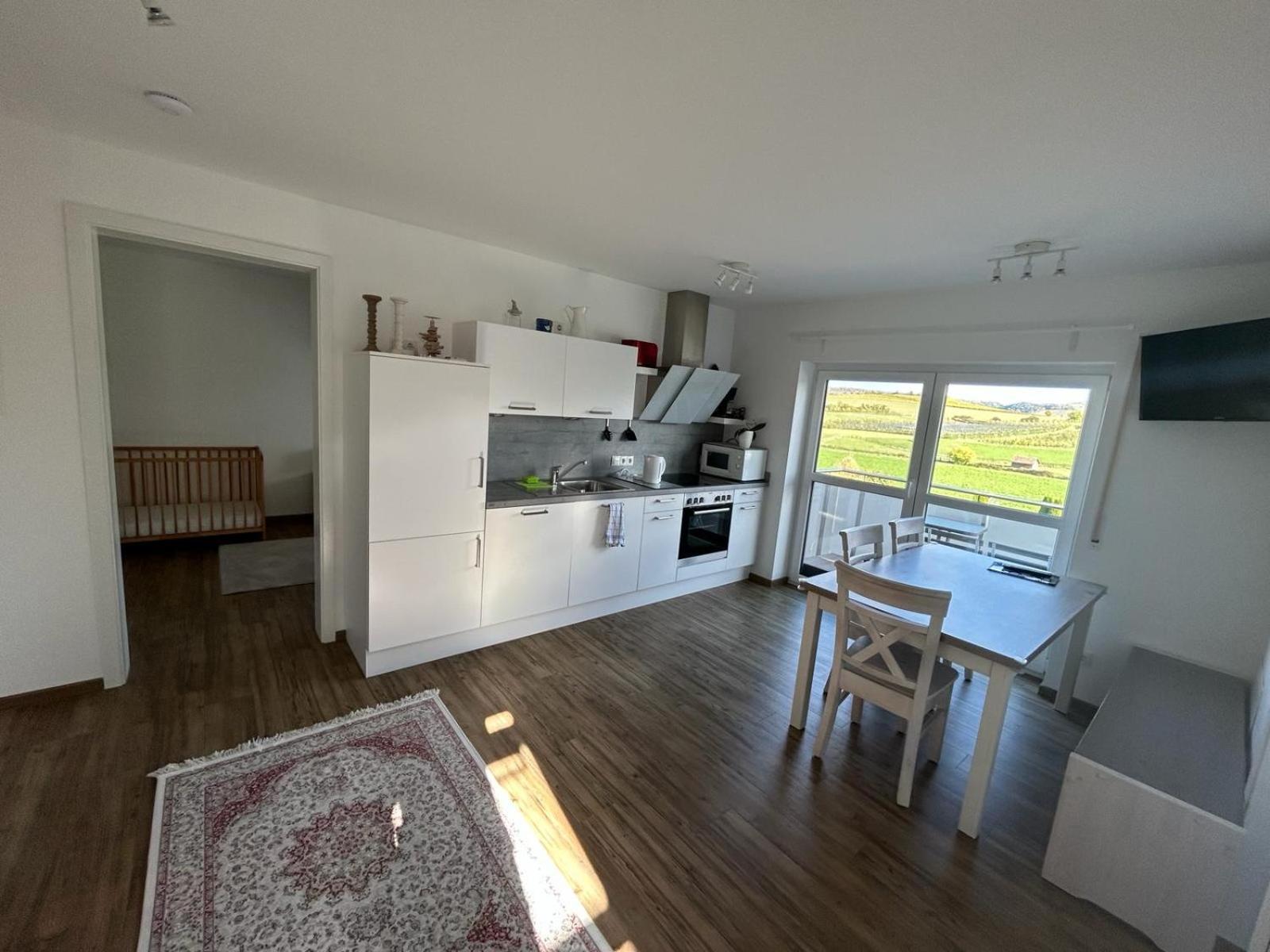 3 Zimmer Neubauwohnung In Der Schwaebischen Toskana Löwenstein Екстериор снимка