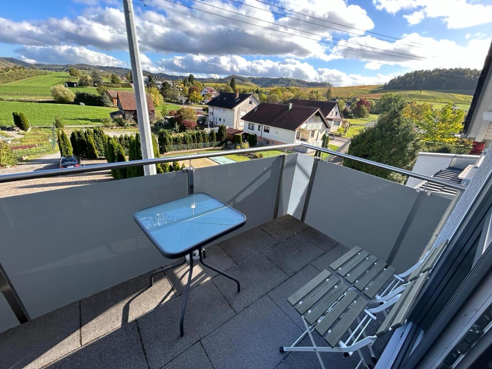 3 Zimmer Neubauwohnung In Der Schwaebischen Toskana Löwenstein Екстериор снимка